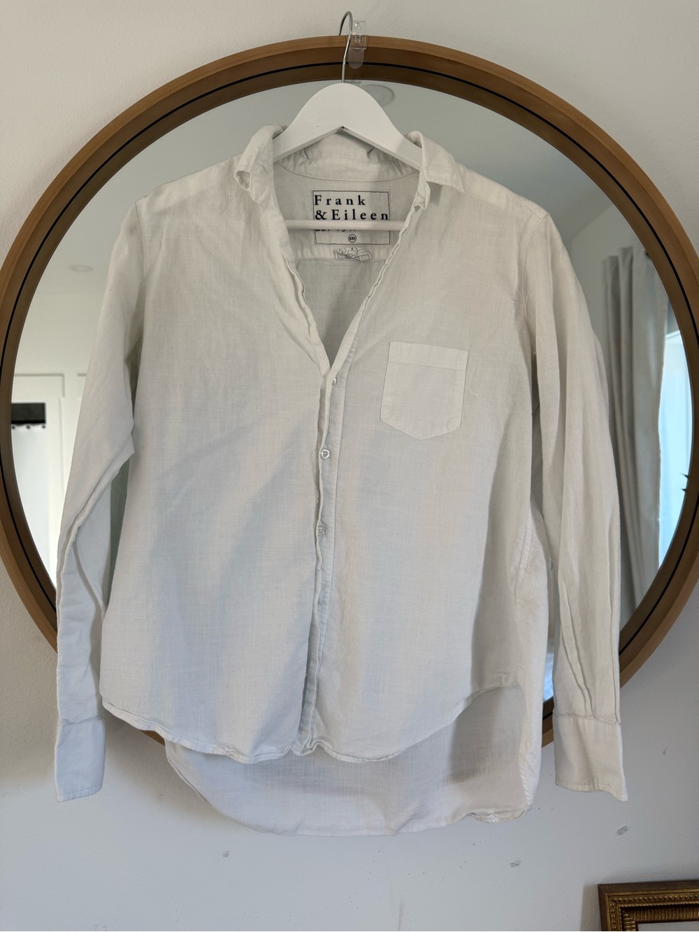 Frank & Eileen White Cotton Button-Up Shirt